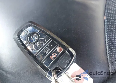 2020 Lincoln Nautilus Standard from USA, damaged, VIN 2LMPJ6J98LBL09892